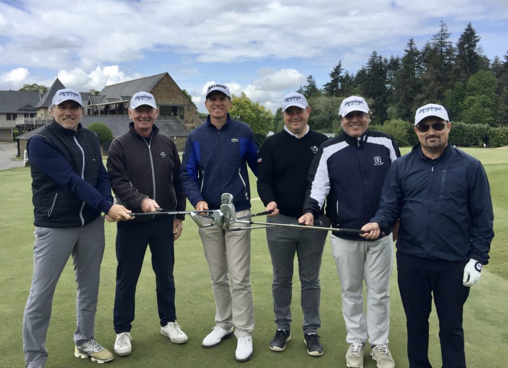 idée cadeau golf : enseignement, cours et stage en Bretagne